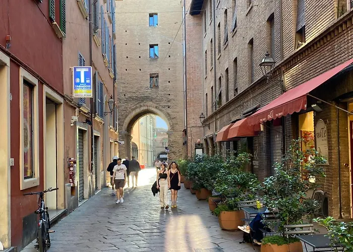 Porta Nova, By Short Holidays * Bologna